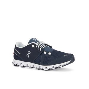 On Cloud Running Sneaker